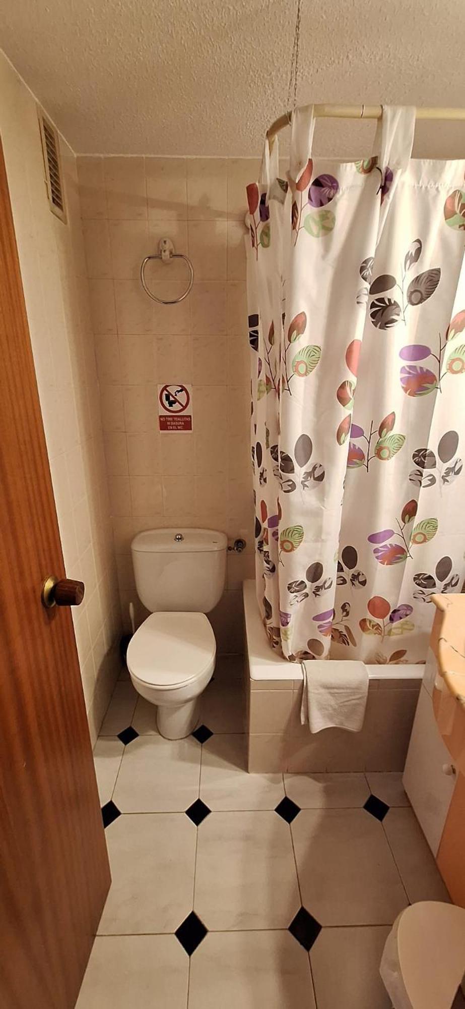 Apartamentos Casa May 1- Centro Benidorm-Solo Mayores De 30 Anos Y Familias Ngoại thất bức ảnh