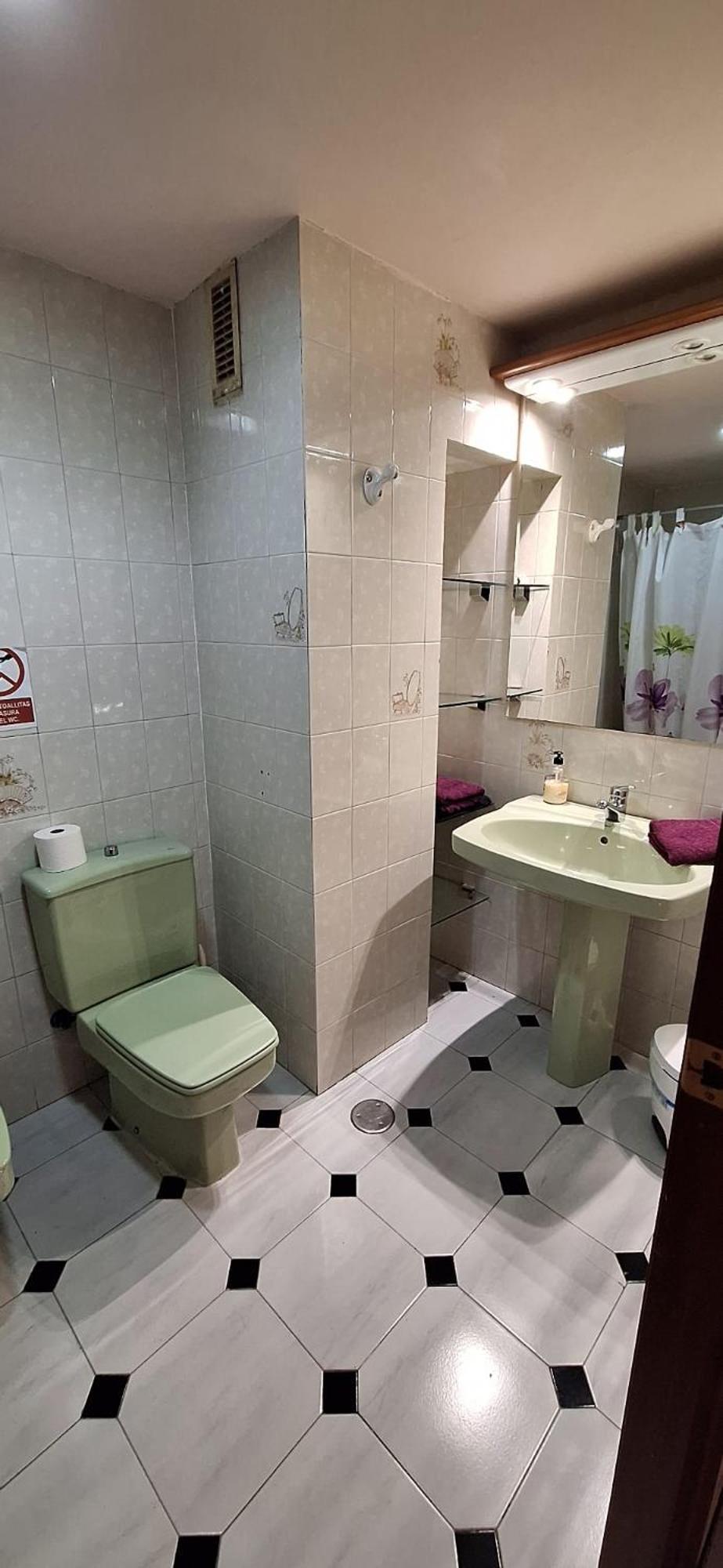 Apartamentos Casa May 1- Centro Benidorm-Solo Mayores De 30 Anos Y Familias Ngoại thất bức ảnh