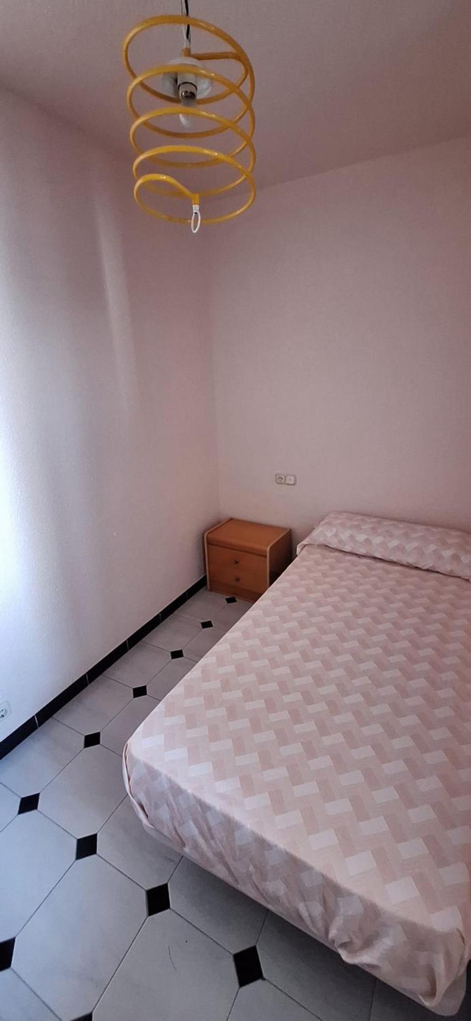 Apartamentos Casa May 1- Centro Benidorm-Solo Mayores De 30 Anos Y Familias Ngoại thất bức ảnh